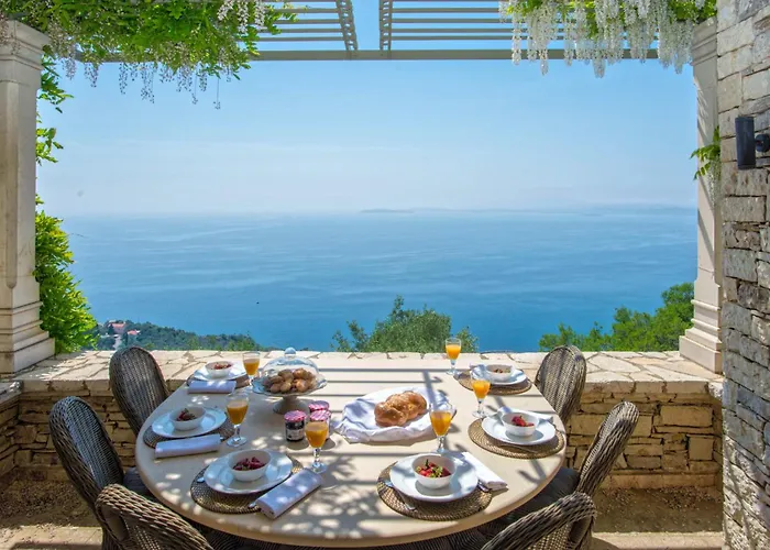Willa Paleopetres Blanche - Private Pool - Sea Views - Nissaki - North East Coast - Nisaki (Corfu)
