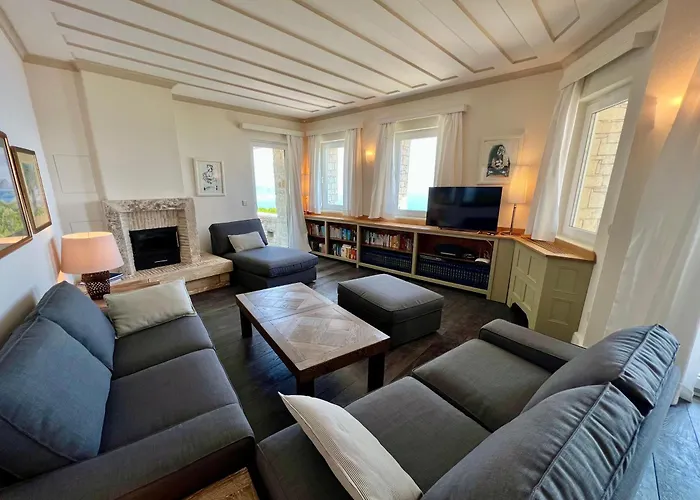 Paleopetres Blanche - Private Pool - Sea Views - Nissaki - North East Coast - *