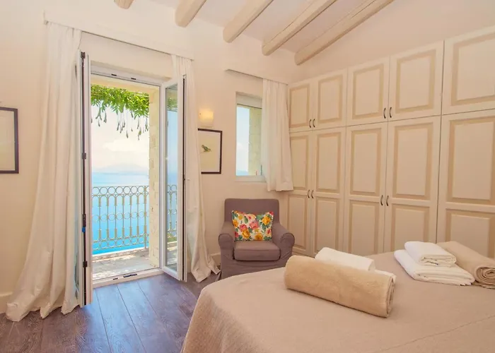 Paleopetres Blanche - Private Pool - Sea Views - Nissaki - North East Coast - Βίλα