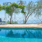 Paleopetres Blanche - Private Pool - Sea Views - Nissaki - North East Coast - ניסקי