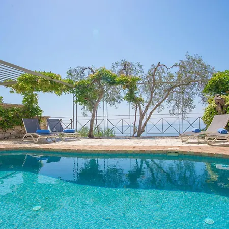 Paleopetres Blanche - Private Pool - Sea Views - Nissaki - North East Coast -