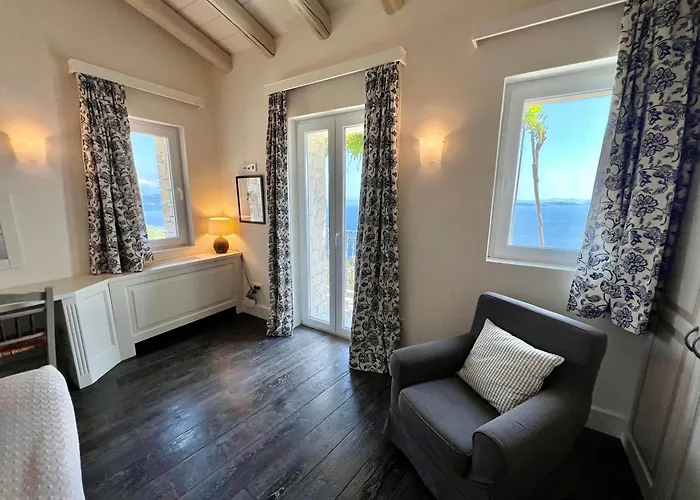 Paleopetres Blanche - Private Pool - Sea Views - Nissaki - North East Coast - * Nisaki (Corfu)