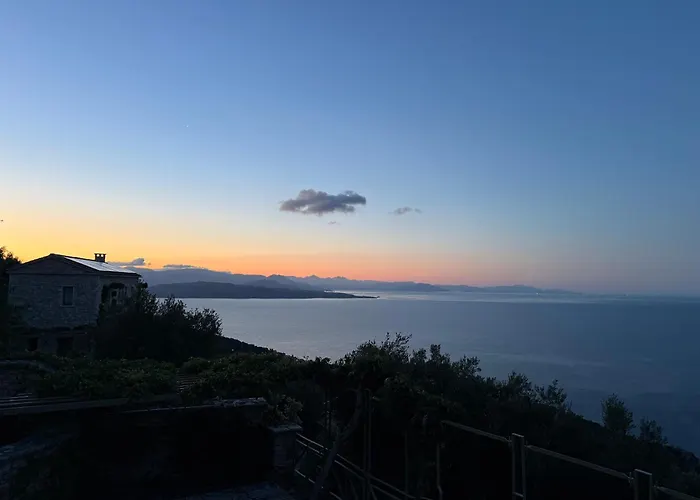 Paleopetres Blanche - Private Pool - Sea Views - Nissaki - North East Coast - * Nisaki (Corfu)