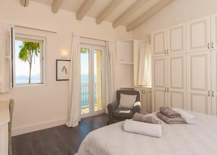 Paleopetres Blanche - Private Pool - Sea Views - Nissaki - North East Coast - Nisaki (Corfu)