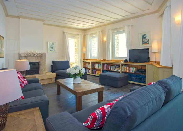 Paleopetres Blanche - Private Pool - Sea Views - Nissaki - North East Coast - *