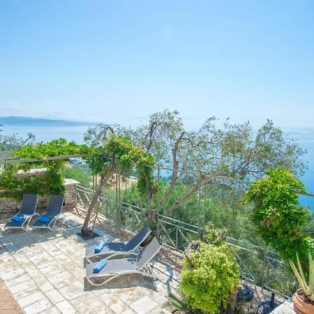 Paleopetres Blanche - Private Pool - Sea Views - Nissaki - North East Coast - * ニサキオン