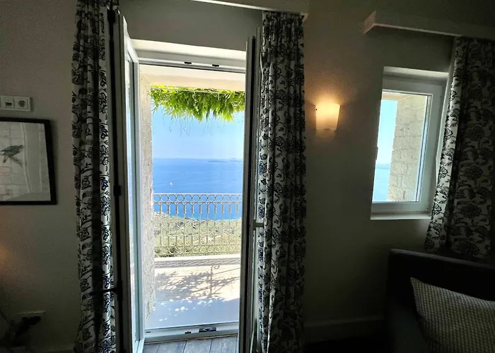 Paleopetres Blanche - Private Pool - Sea Views - Nissaki - North East Coast - Nisaki (Corfu)