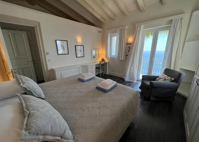 Paleopetres Blanche - Private Pool - Sea Views - Nissaki - North East Coast -