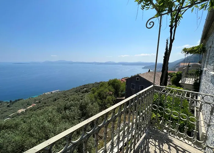 Villa Paleopetres Blanche - Private Pool - Sea Views - Nissaki - North East Coast - *